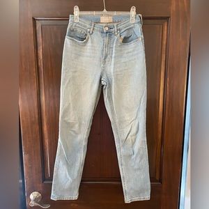 Fitted boyfriend jeans